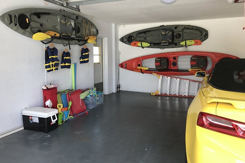 Garage, Kajaks, Strandutensilien, Spielzeug