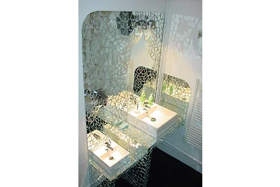 Chez Bertrand, Paris