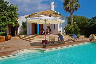 VILLA BRUCA