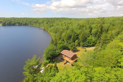 Blockhaus am See