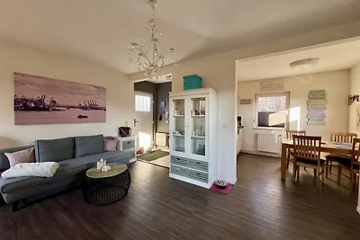 *Hundefreundliche Ostseeperle*