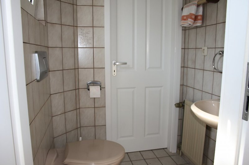 Gäste-WC / Hauswirtschaftsraum