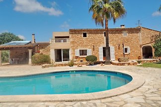 FINCA MIT POOL