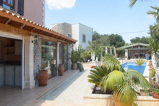 Elegante Luxusvilla mit Meerblick