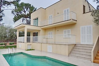 MODERNES CHALET MIT GARTEN UND POOL