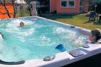 Pool- Whirpool ganzjährig - Berlin