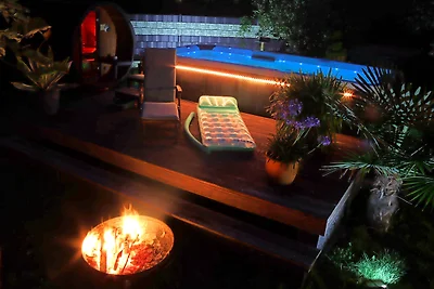 Piscina dell'oasi del benessere riscaldata (Berlino)