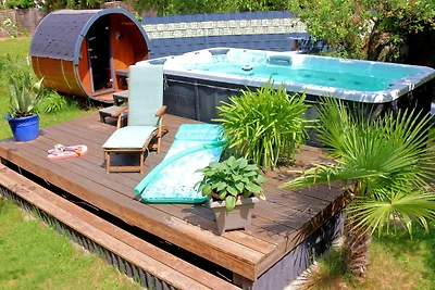 Piscina dell'oasi del benessere riscaldata (Berlino)