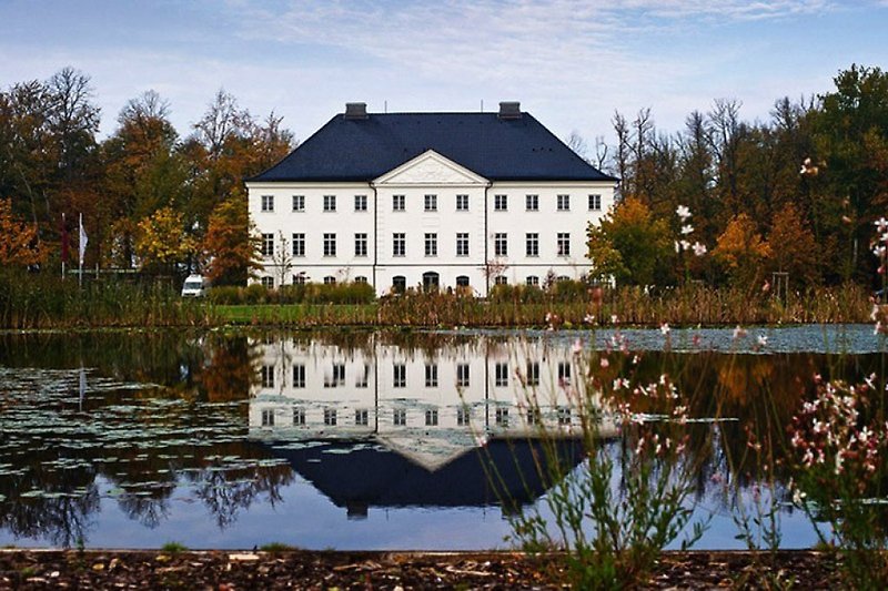 Schlossgut Groß Schwansee mit Parkanlage