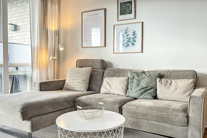Wohnzimmer mit Sofa
