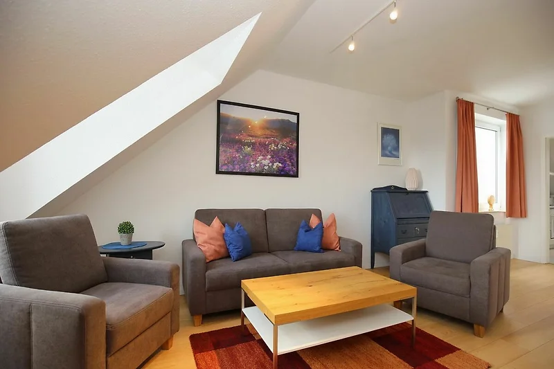 grosses offenes Wohnzimmer