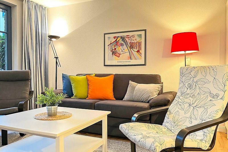 Wohnzimmer mit Sofa