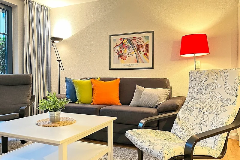 Wohnzimmer mit Sofa