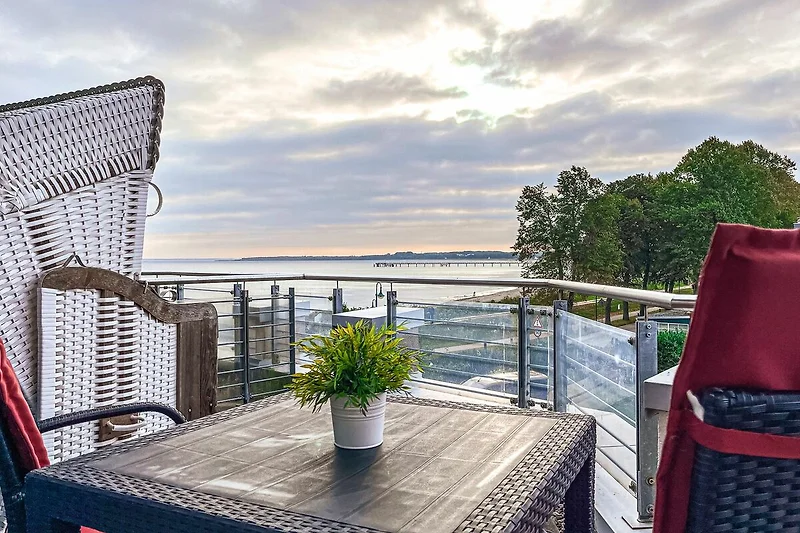 Terrasse mit Meerblick