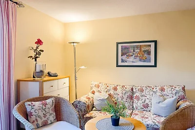 Gästehaus Karstadt Wohnung 01 - Rosengarten