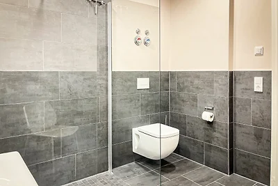 Baltischer Hof Wohnung 13