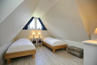 Feriendorf Am Mariannenweg Reethaus 18b - Huu...