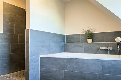 Baltischer Hof Wohnung 53