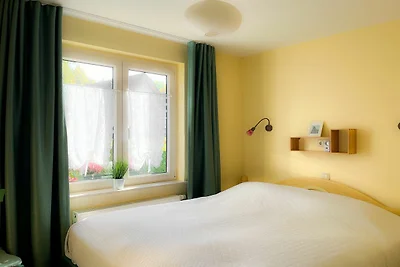 Gästehaus Karstadt Wohnung 01 - Rosengarten