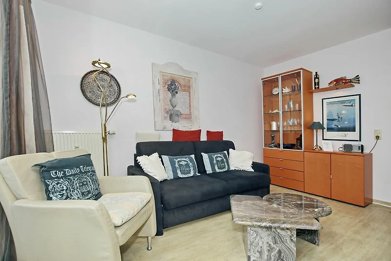 Wohnzimmer mit Schlafcouch