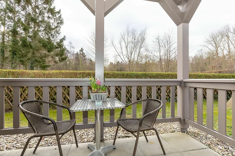 möblierte Terrasse mit Süd-Ausrichtung
