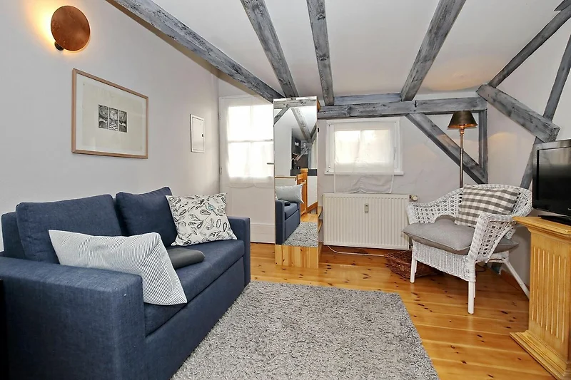 Wohnzimmer mit Schlafcouch