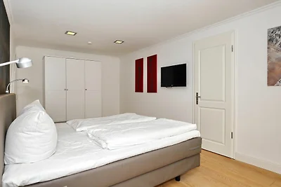 Villa Rheingold Souterrain Wohnung 1a -...