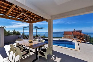Villa Magico mit Pool und Meerblick