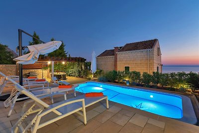 Villa Goran mit Pool