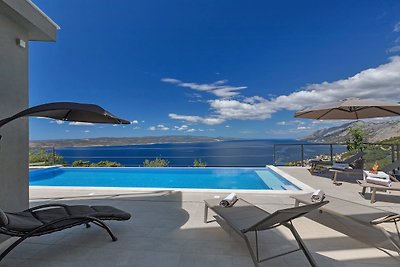 Villa Skyview Infinity-Pool, Whirlpool