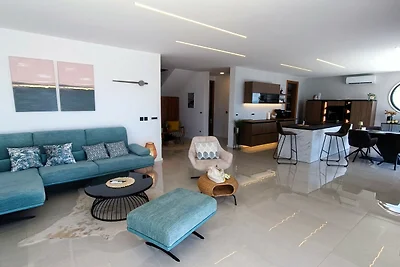 Villa SkyBlue mit Pool