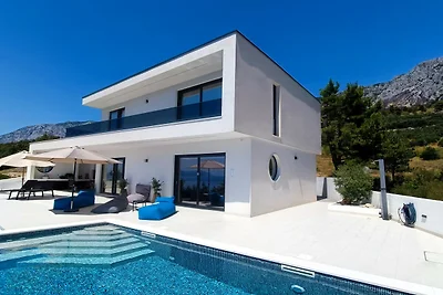 Villa SkyBlue mit Pool
