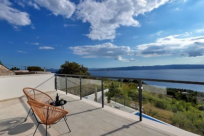 Villa Skyview Infinity-Pool, Whirlpool