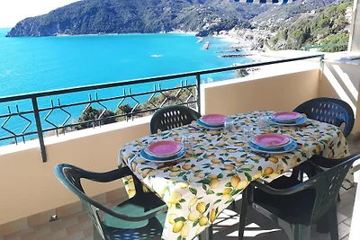 Apartment Enrica with Amazing view