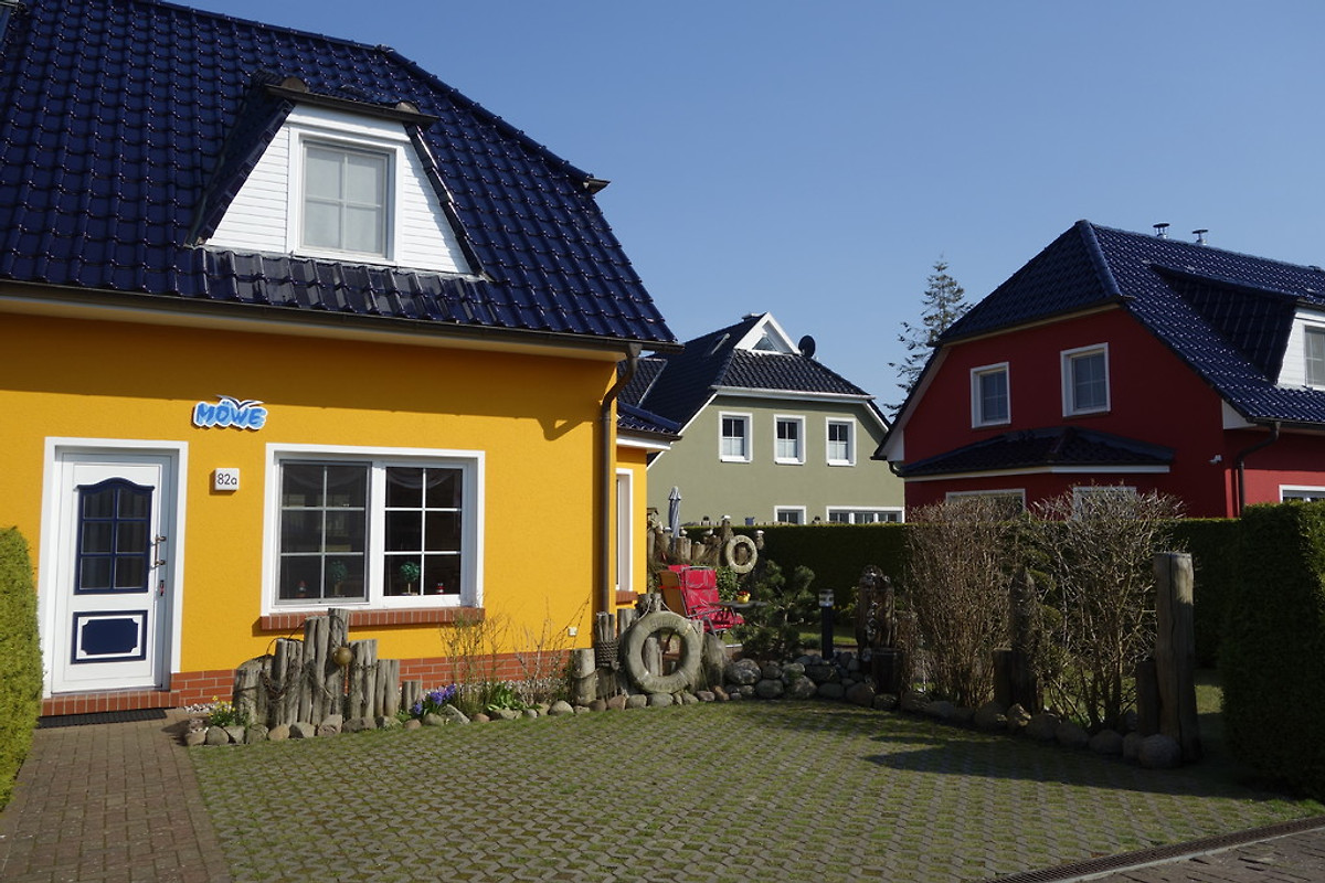 Strandnahes Mod Ferienhaus Mowe In Zingst Firma Reiseburo Tts