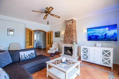 Charmante Villa mit Meerblick