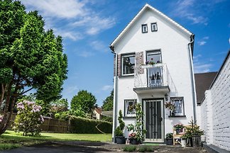 Ferienhaus mit Garten