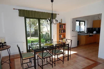 Angolo pranzo nel soggiorno Angolo pranzo nel soggiorno