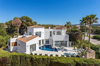 2705 Villa in Santa Ponsa