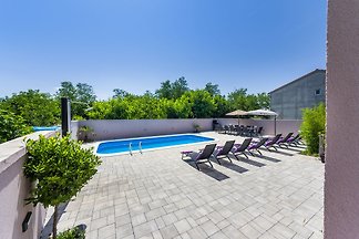 personnes Villa Hasiba jusqu'à 10