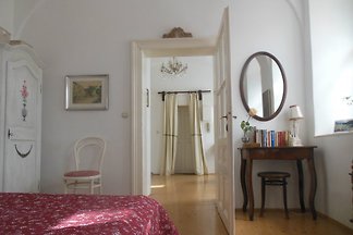 Zentrale, äußerst charmante Wohnung
