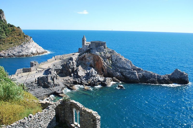 Portovenere. Romantic Daily Trip, by boat, by train or by car