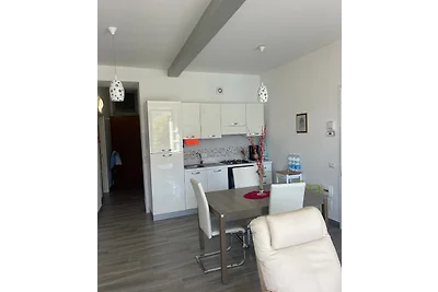 APARTMENT LUNA