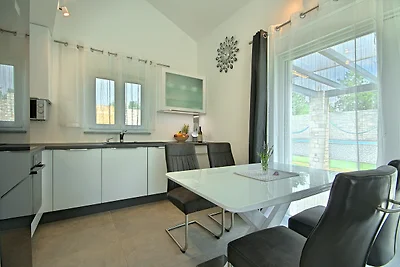 Villa Crystallina