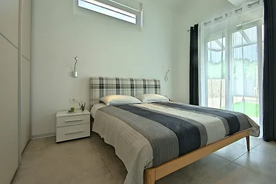 Villa Crystallina