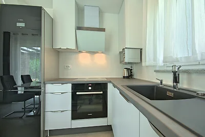 Villa Crystallina