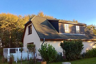 Doppelhaushälfte in Dierhagen-Ost
