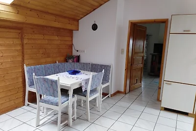 Ferienwohnung "Am Vulkan" DG