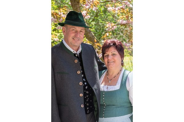 Frau R. Englhart Frau R. Englhart