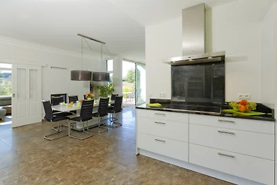 5* Strandhaus L11 in Karlshagen